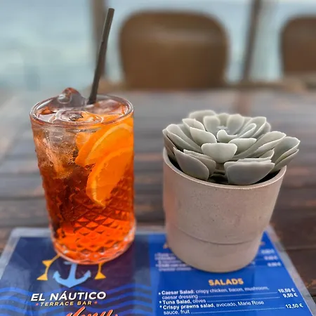 El Nautico *