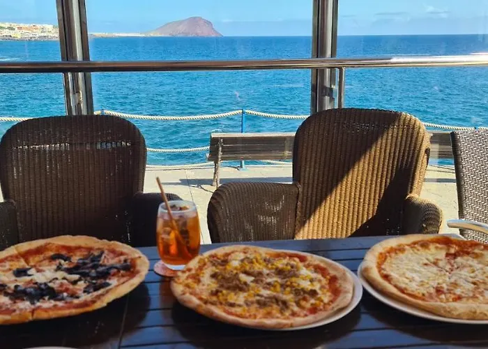 El Nautico * Σαν Μιγκέλ ντε Αμπόνα