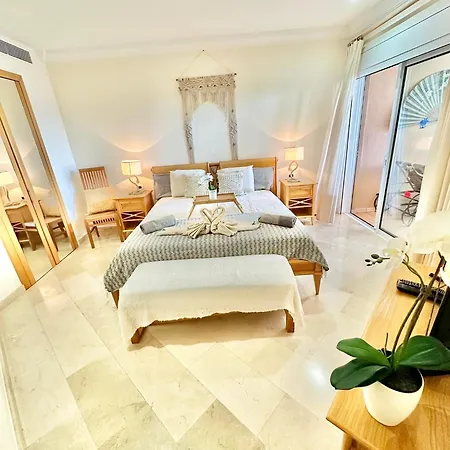 Apartment El Nautico